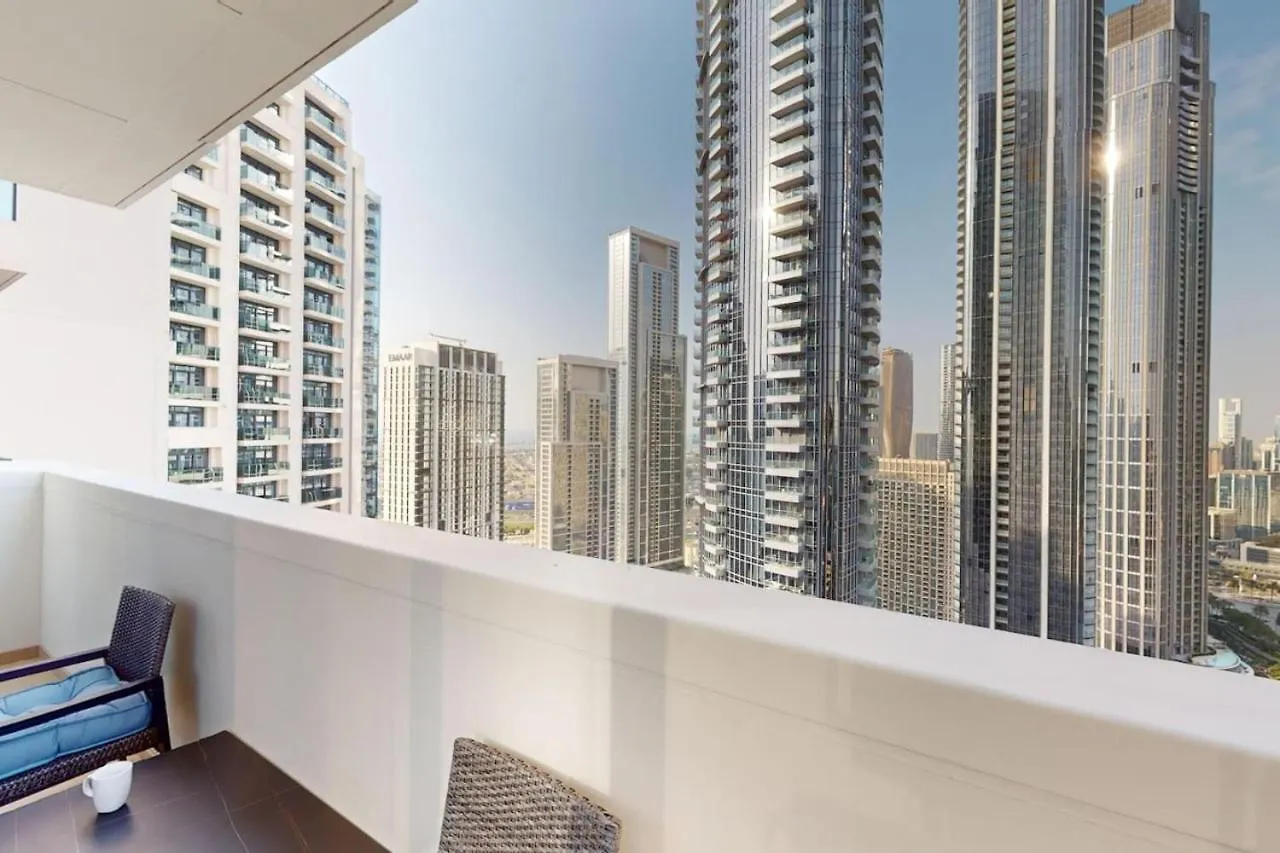 Apartment Act One Act Two - Classy Three Bedroom Dubai